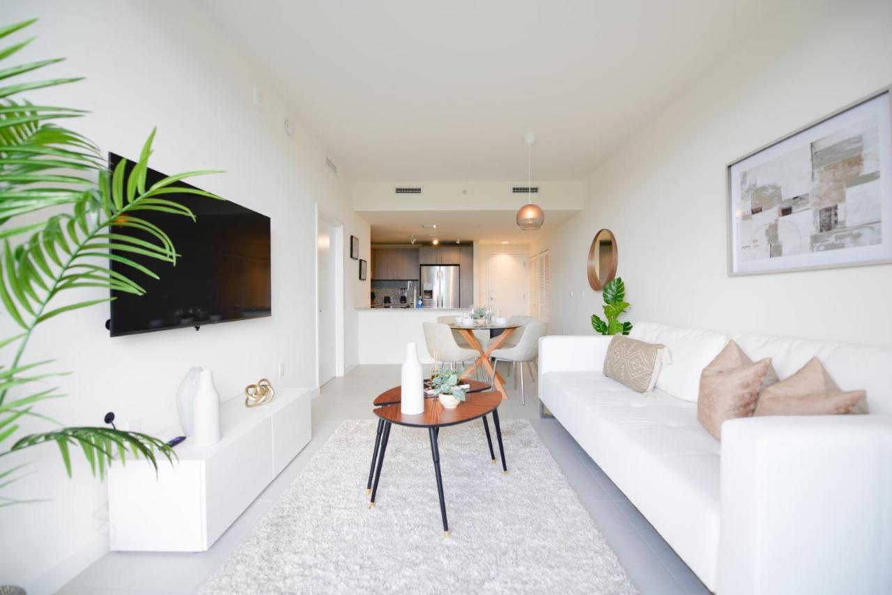 מיאמי Cozy 1- 1 Bedroom Steps From Downtown Doral Park מראה חיצוני תמונה
