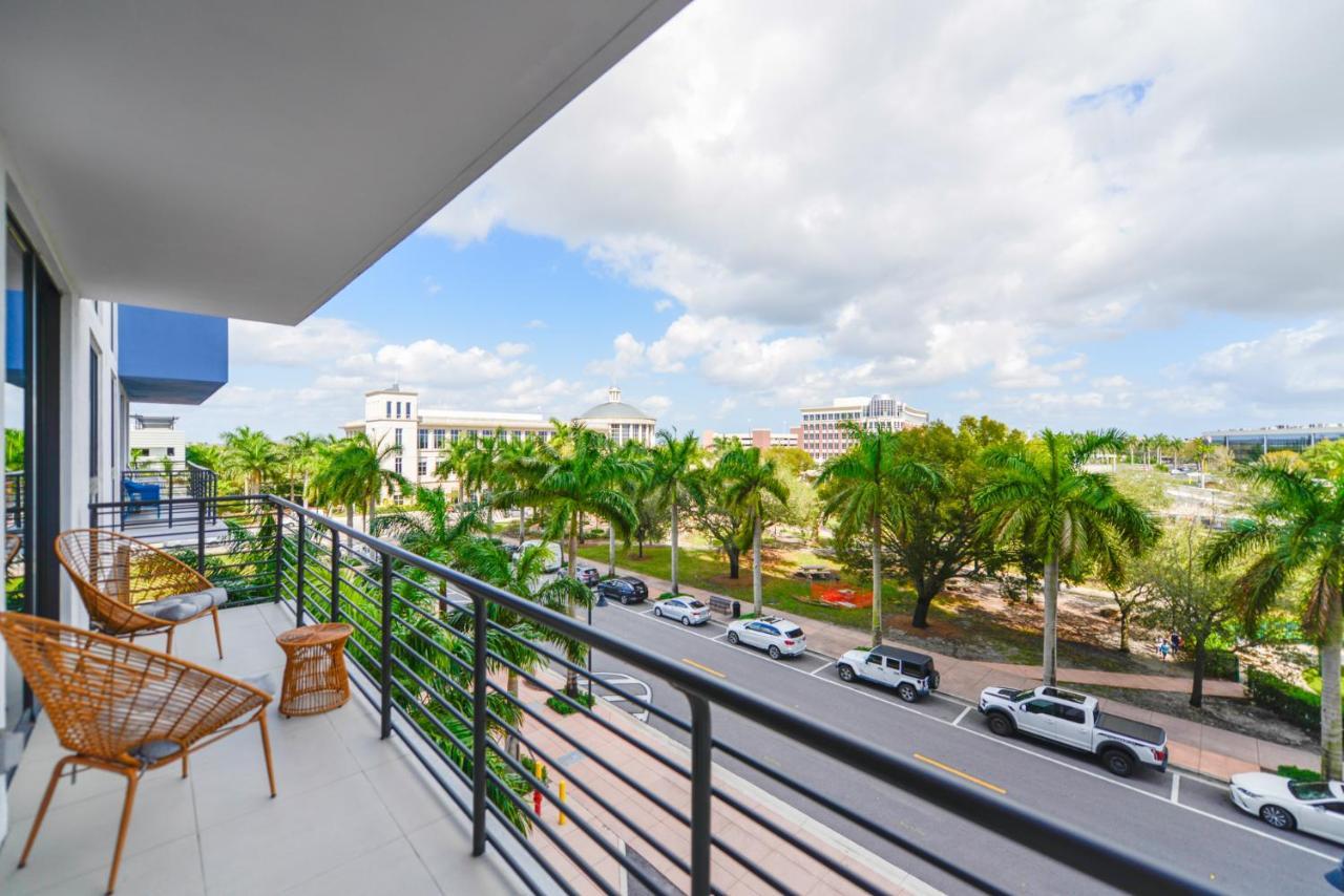 מיאמי Cozy 1- 1 Bedroom Steps From Downtown Doral Park מראה חיצוני תמונה